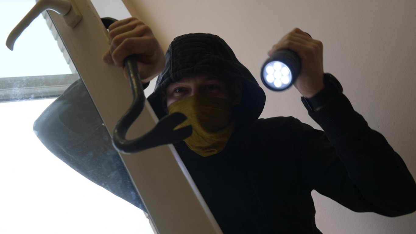 Квартирные кражи - поймали вора - Новости Киева