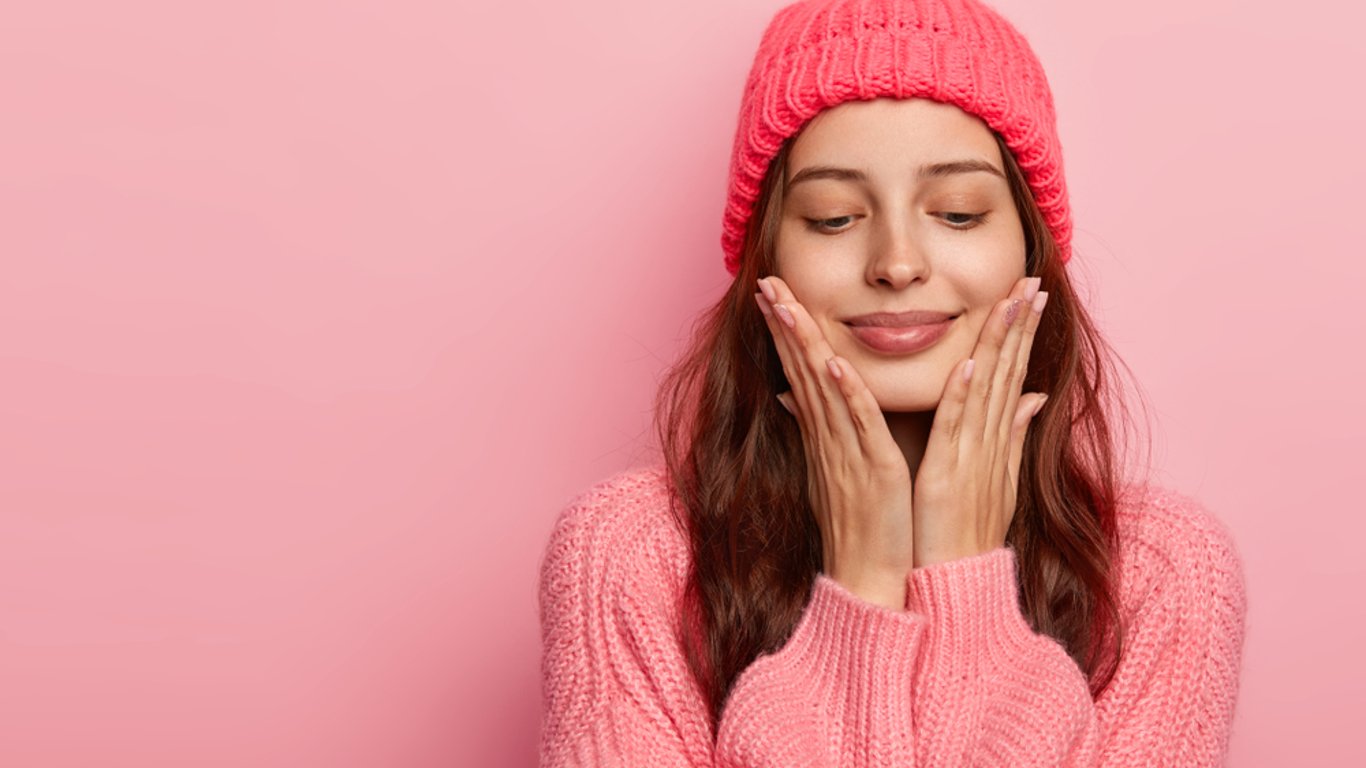 Как ухаживать за кожей лица зимой – полезные советы