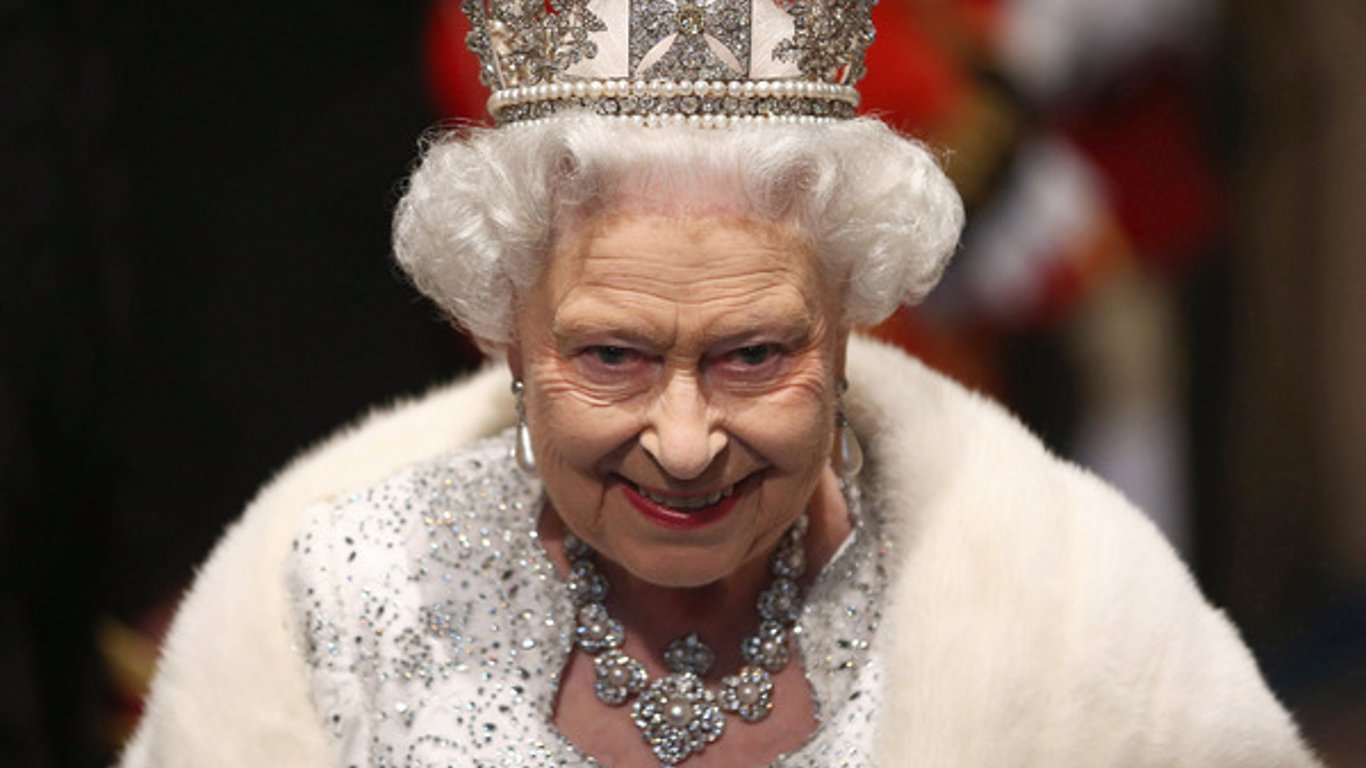 Королева Великобритании обращалась к врачам – в каком она состоянии