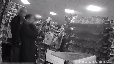 Приставил к шее нож: в Херсоне мужчина взял в заложницы продавщицу магазина. Фото, видео - 285x160