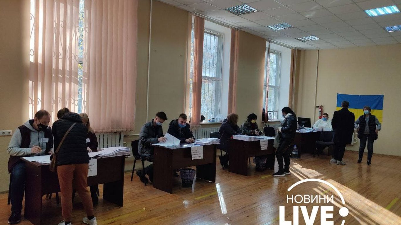 "Опора" сообщила об очередных нарушениях во время выборов мэра в Харькове