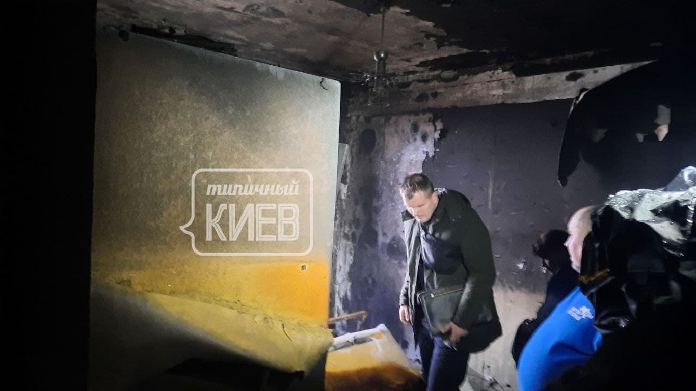 Пожар в Киеве - в Деснянском районе загорелась многоэтажка