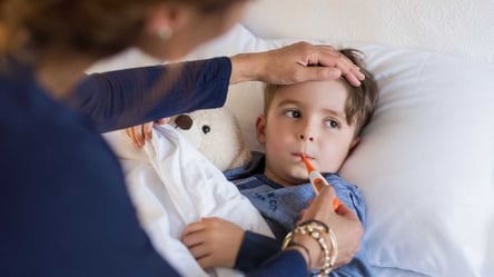 Спалах поліомієліту та вірус Коксакі в Україні: що відомо про небезпечні хвороби, які уражають дітей - 285x160