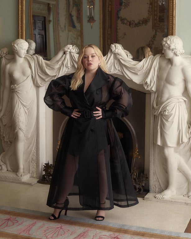 Ирландская актриса Никола Кохлан. Фото: Harper's Bazaar