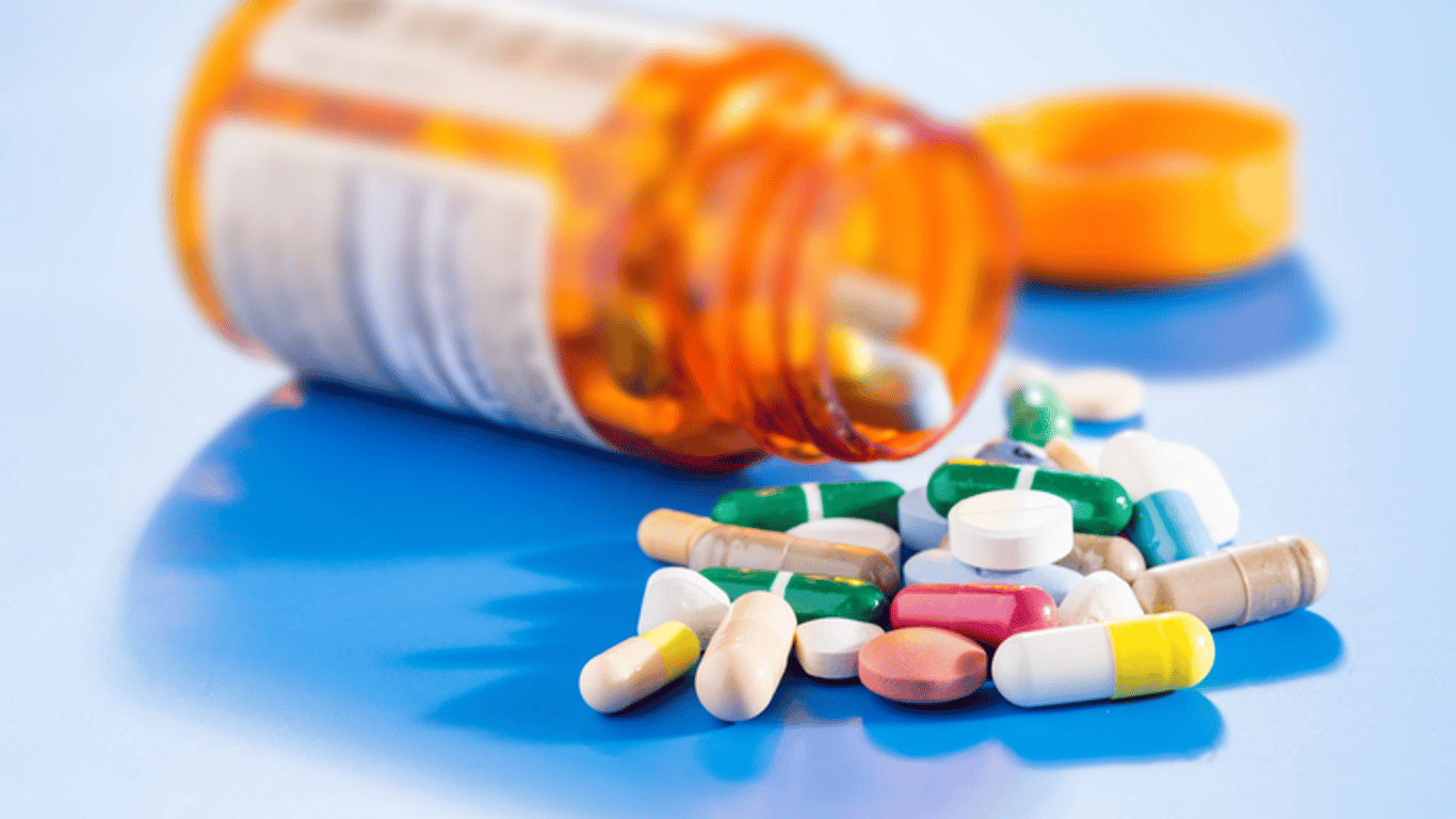 В Украине начинают испытания таблеток от COVID-19
