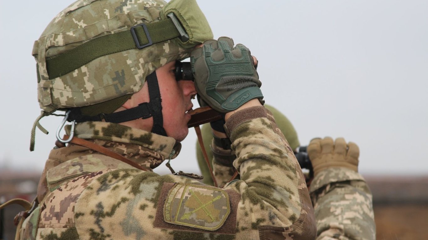 Російські бойовики відкрили вогонь по позиціях ЗСУ із забороненої зброї