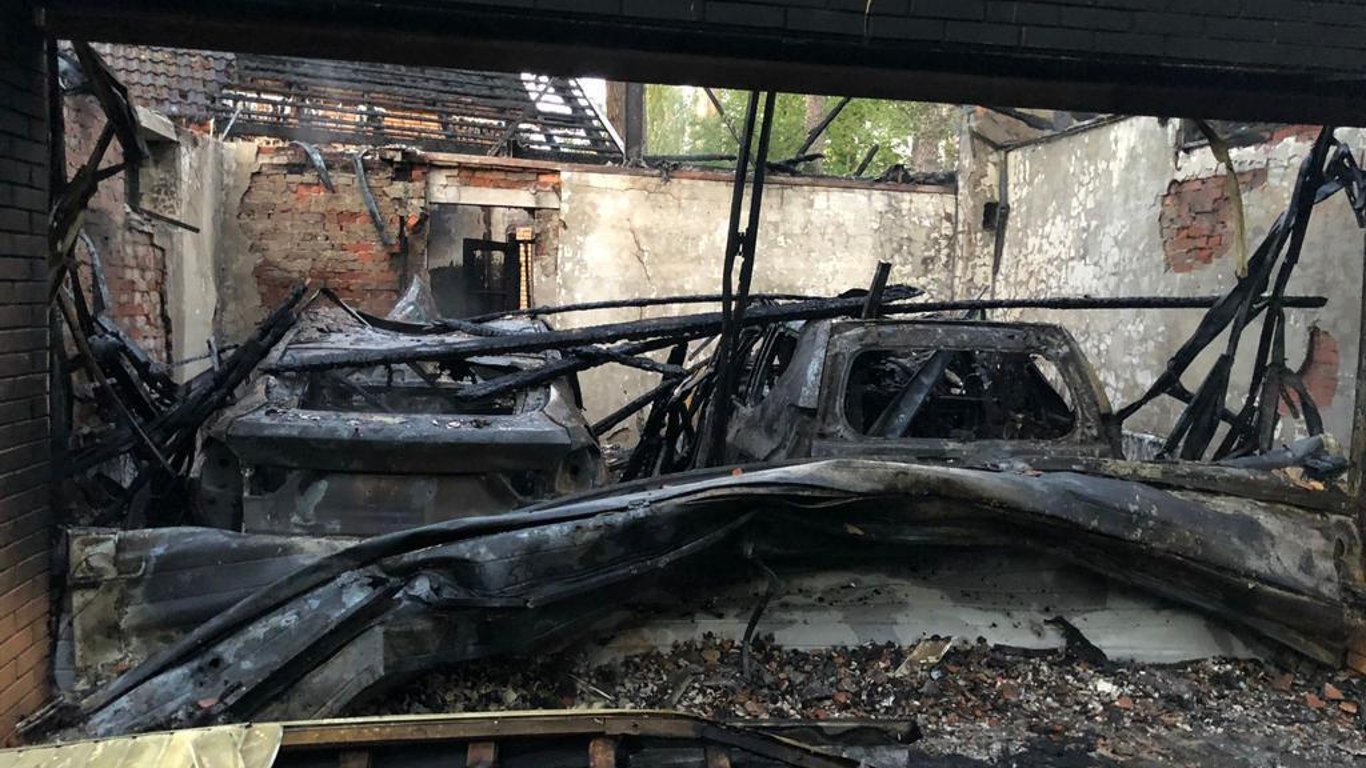 Поджог автомобиля блогера - в Киевской области задержали поджигателей