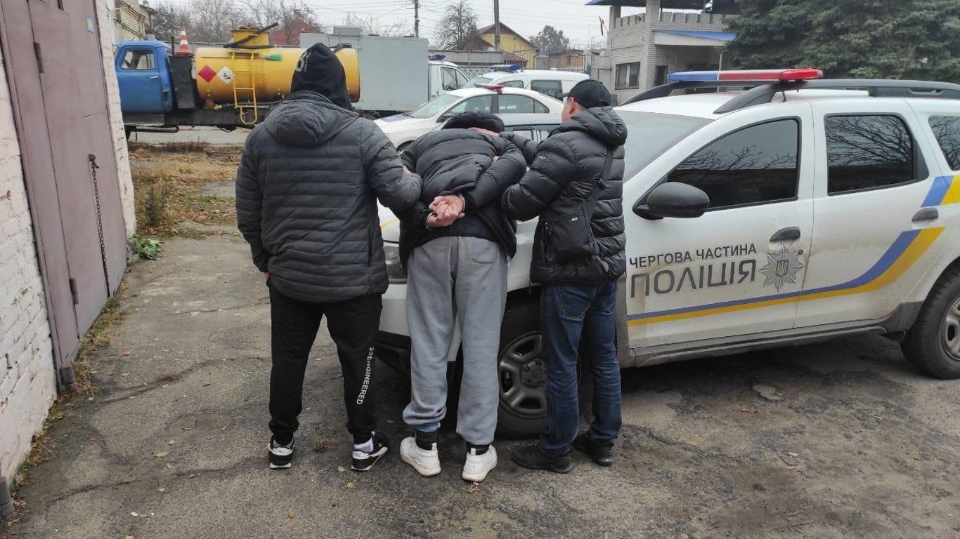 Полиция задержала подозреваемого в изнасиловании девушки в Харькове