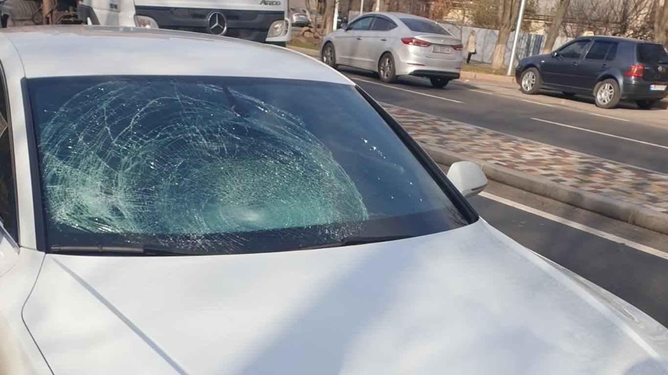 Женщина погибла от сильного удара Audi в Борисполе