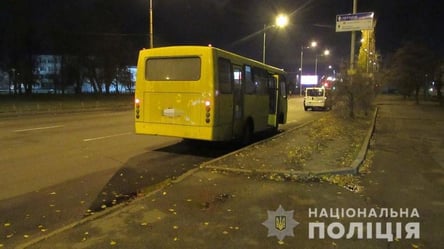 Вирішив покататись: у Києві чоловік викрав маршрутку - 285x160