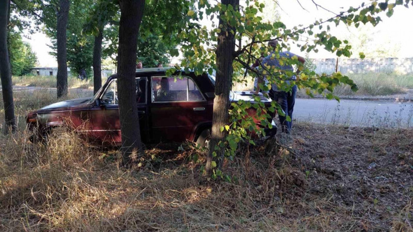 У Харківській області водій збила двох школярів