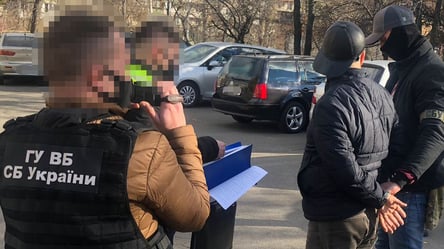 В Киеве задержали сирийца, который хотел "подкупить" сотрудника СБУ - 285x160