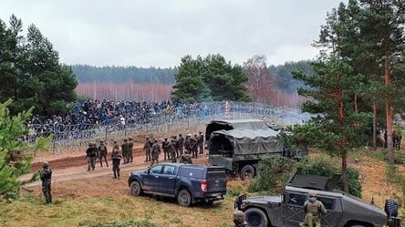 Прорыв границы и избиение мигрантов: что происходит на польско-белорусской границе - 285x160