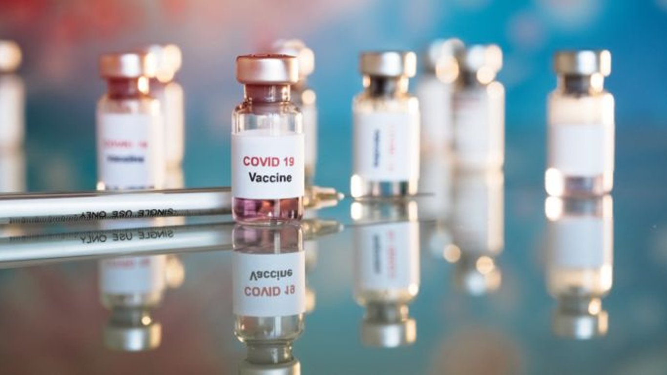 У МОЗ розповіли, скільки в Україні залишилося вакцин та яких саме