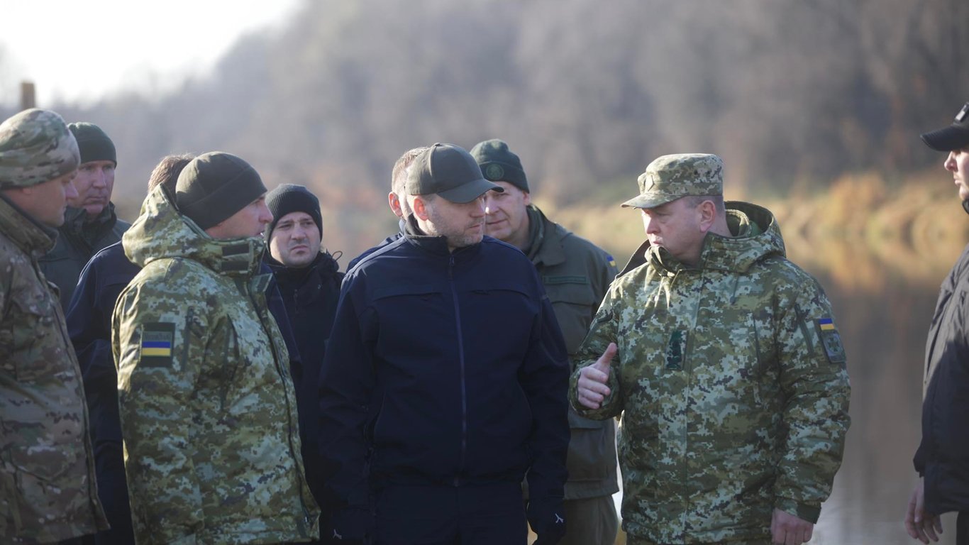 Україна перекине на кордон з Білоруссю 8,5 тисяч військовослужбовців