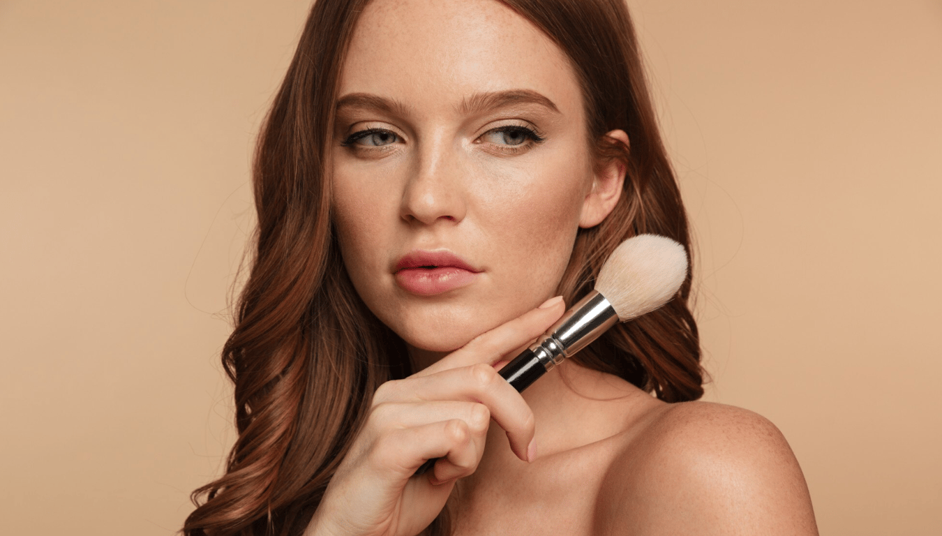 Від пудрових рум'ян краще відмовитись дорослим жінкам