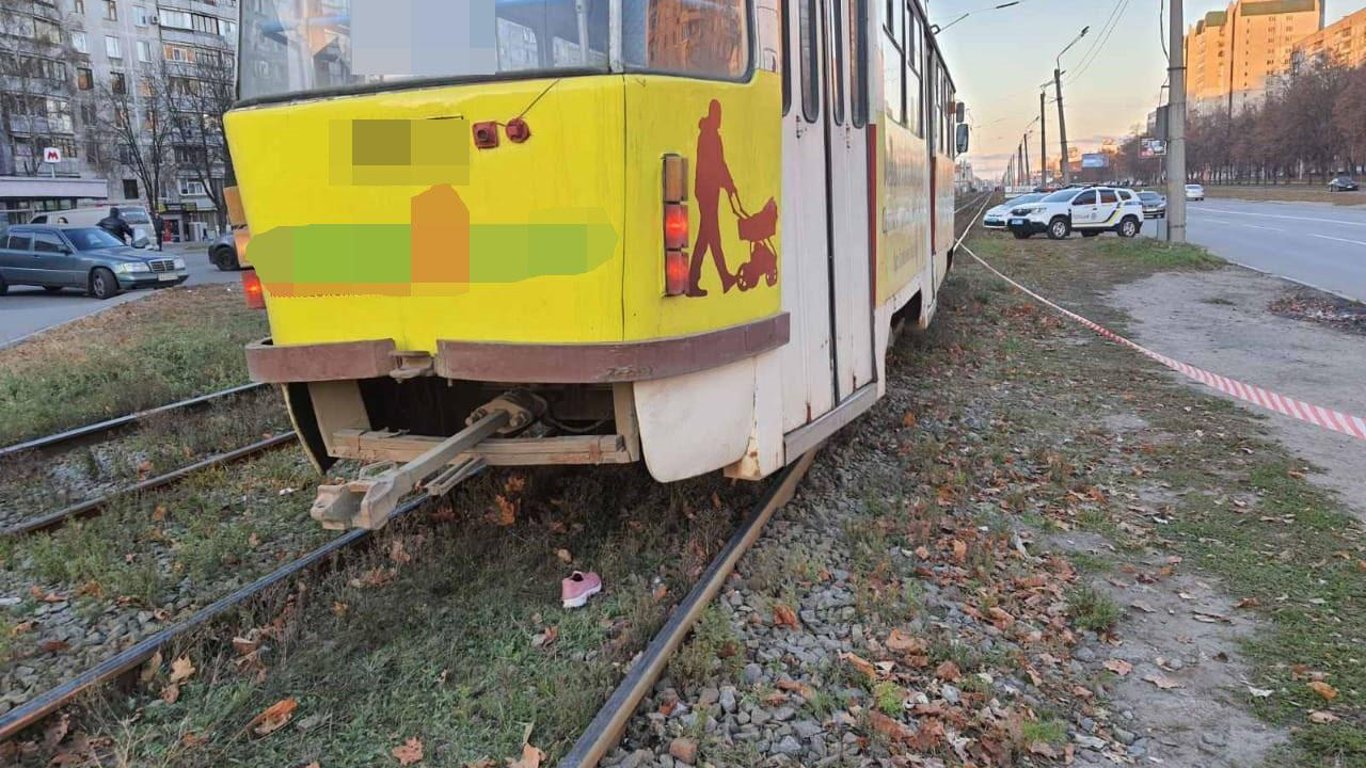 У поліції розповіли деталі смертельної ДТП із трамваєм у Харкові