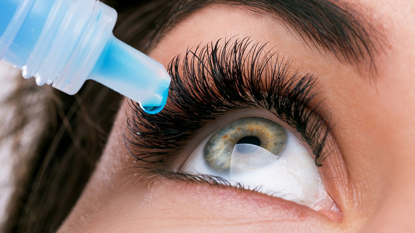 В Украине запретили препарат Bimatoprost Eye – средство опасно для здоровья