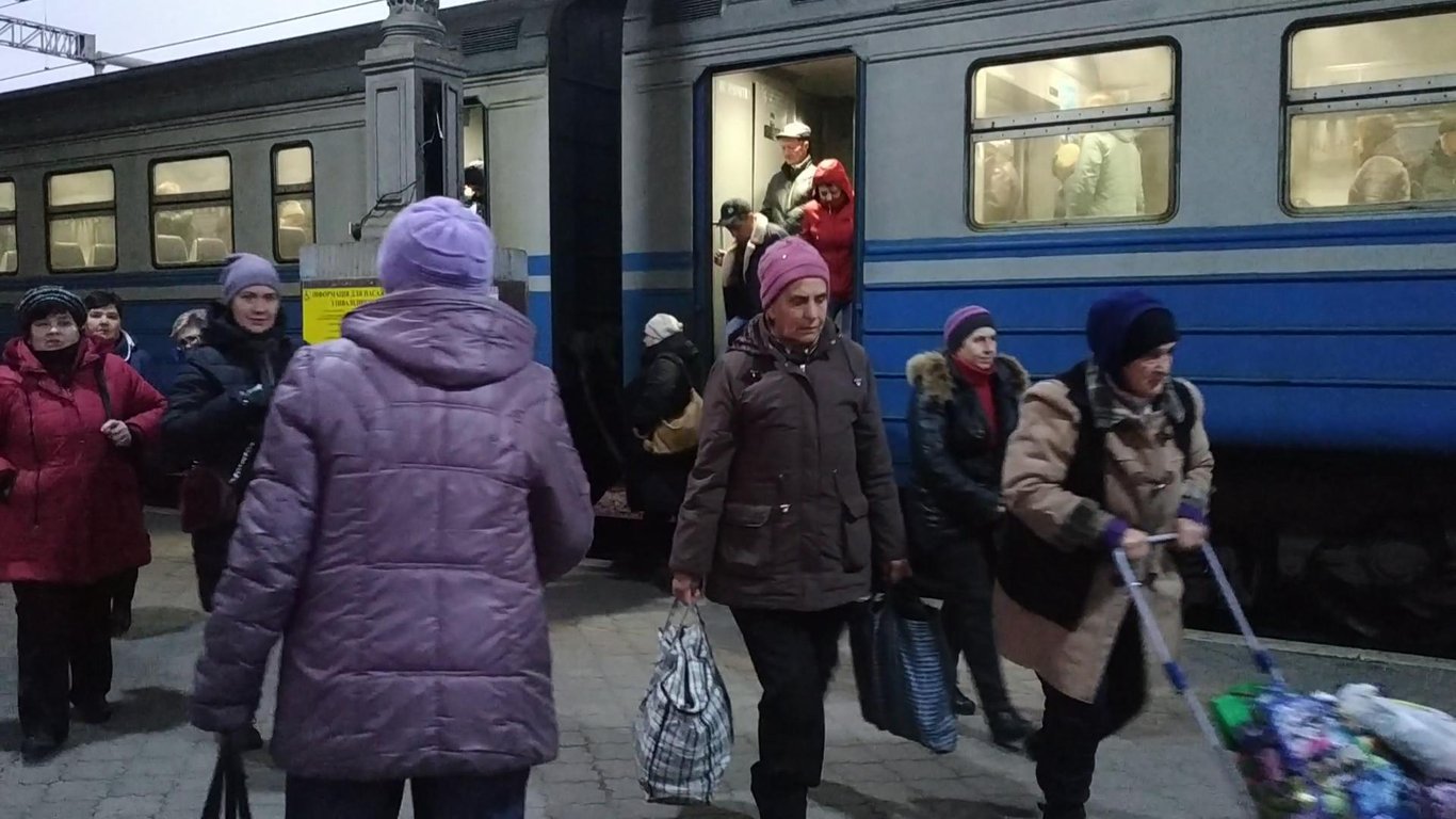 Со среды на Харьковщине перестанут ходить 5 электричек