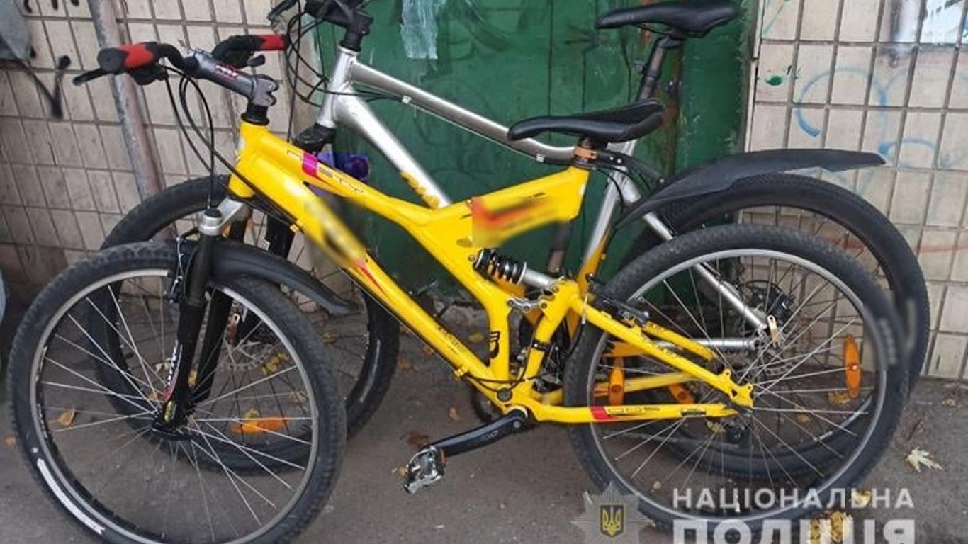 Крадіжка Київ - у столиці орудував грабіжник велосипедів - подробиці