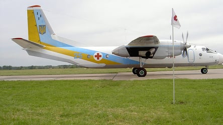 Літаком із Харкова до Львова привезли чотирьох поранених військовослужбовців: що відомо - 285x160