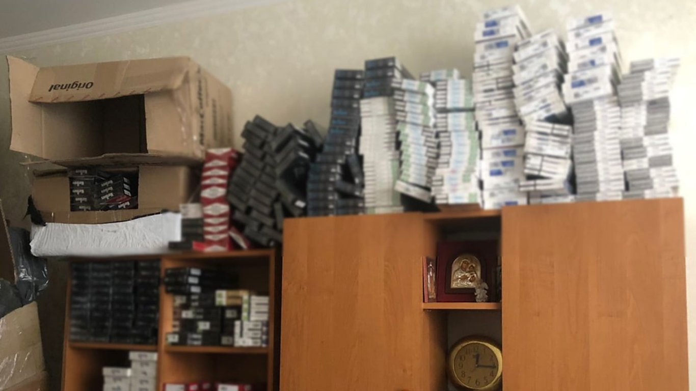 В Киевской области конфисковали сигарет на десятки тысяч гривен