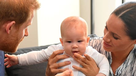 Меган Маркл показала рідкісне фото сина Арчі: як виглядає зараз - 285x160