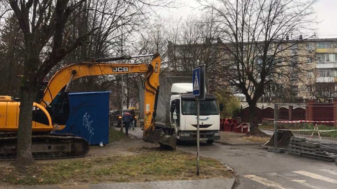 На вулиці Яворницького почали ремонт- подробиці
