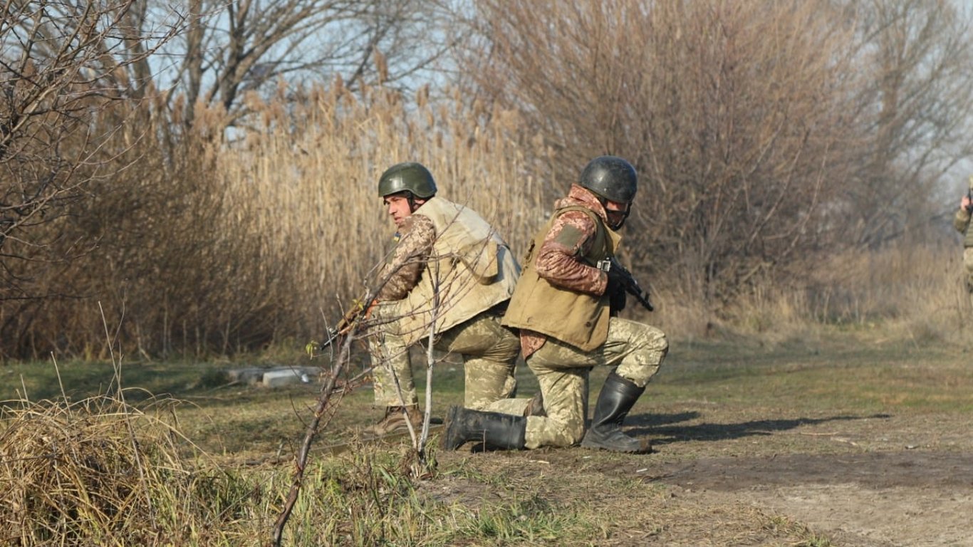 Ситуація на Сході України за 19 листопада - бойовики РФ вбили військового ЗСУ
