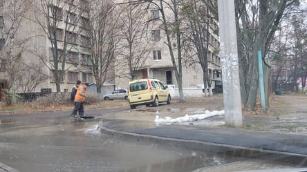 Затопило все улицы: в Харькове произошла масштабная авария на водопроводе. Подробности - 285x160