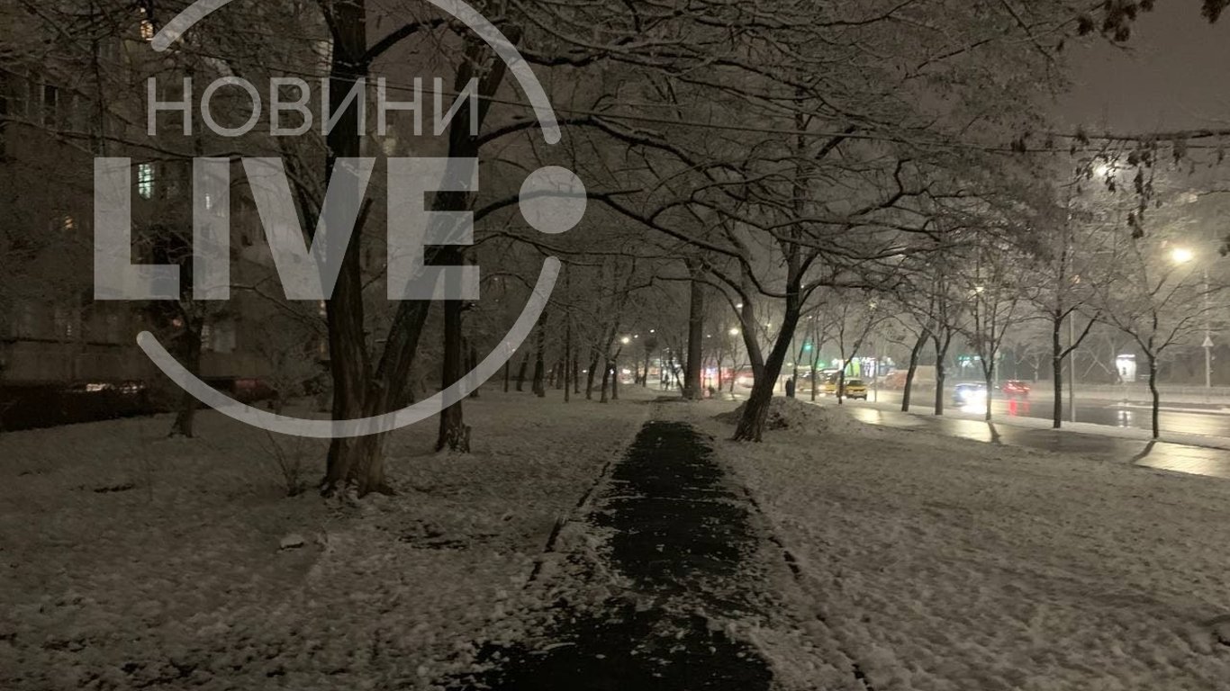 Снег в Киеве - как столица встречает зиму - фото