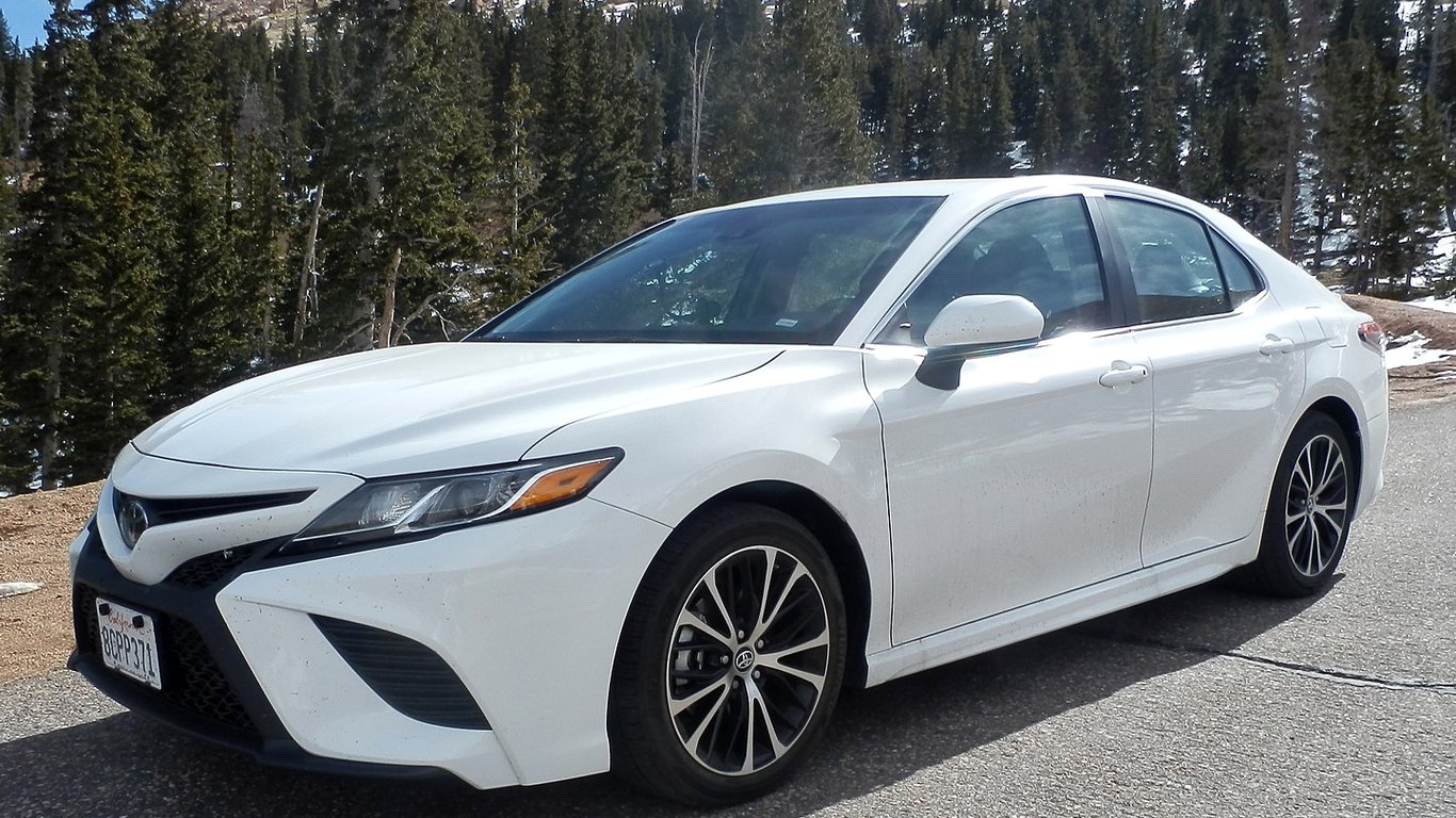 Самые неубиваемые б/у машины: топ-5