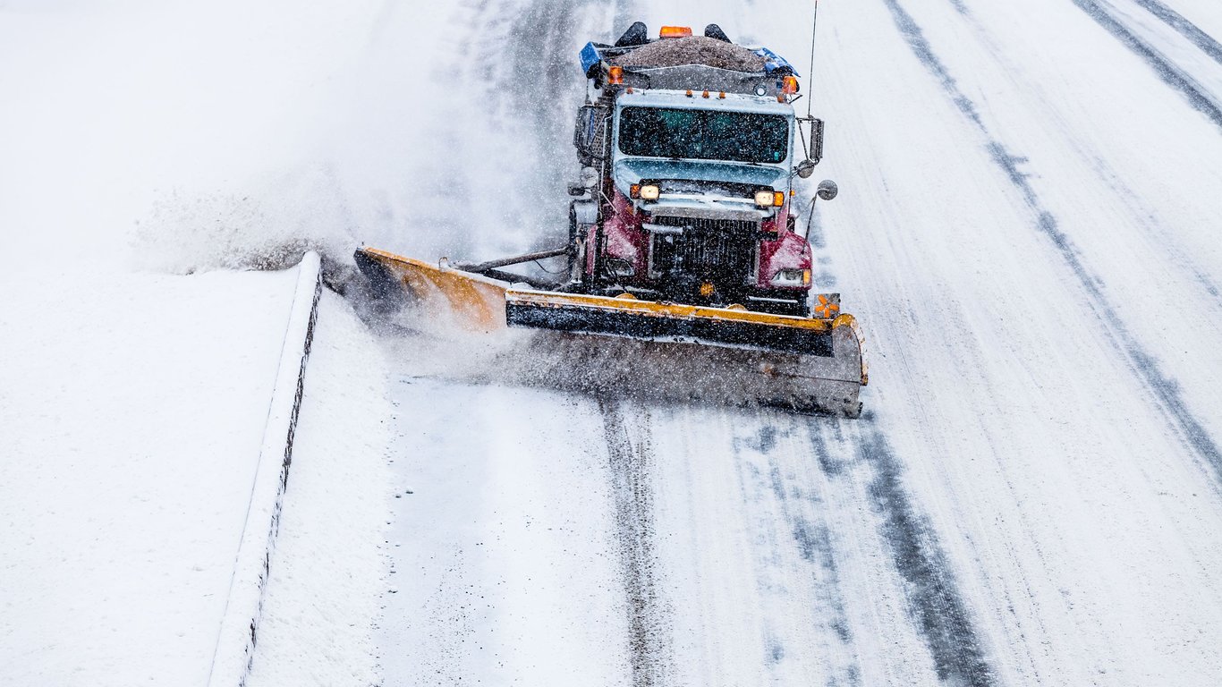 Одесса зимой — сколько потратят на содержание дорог