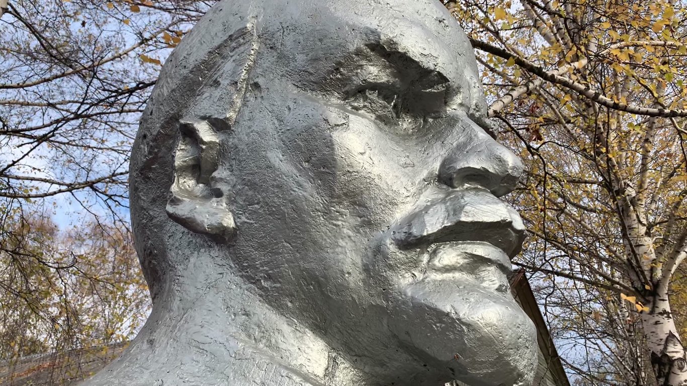 В Харькове нашли памятник Ленину - Видео