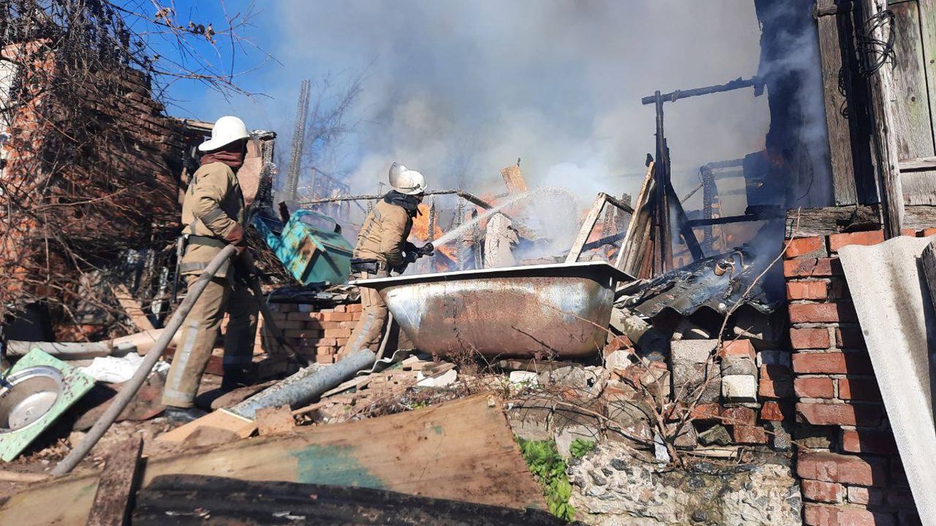 Пожар в Харьковском районе – горел дом – фото