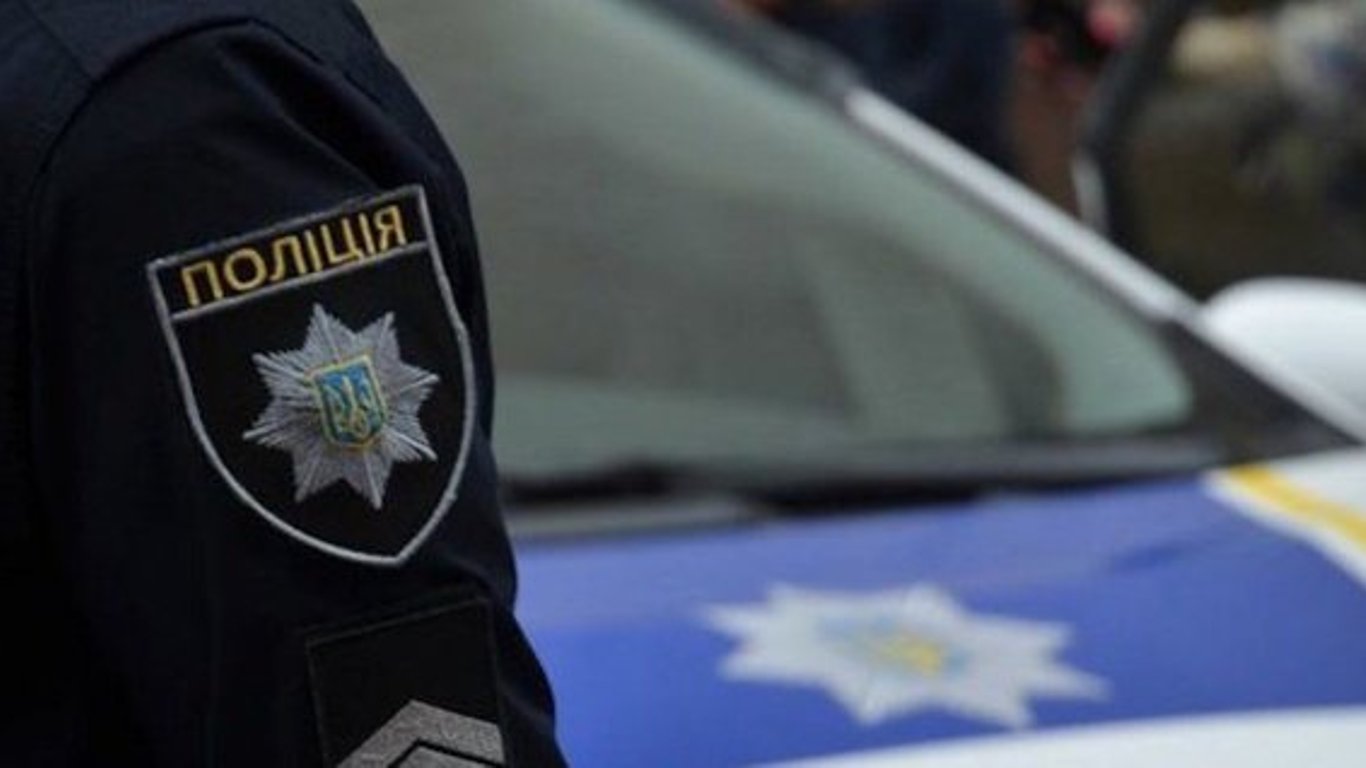 Львовский депутат протаранил служебный автомобиль полиции - видео погони