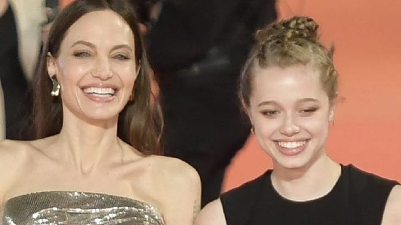 Дочь Анджелины Джоли впечатлила свои талантом: в сеть попало редкое видео с 15-летней Шайло