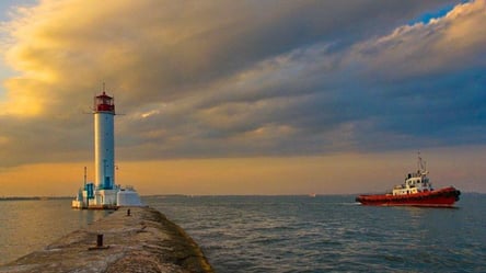 Воронцовський маяк в Одесі до того, як його підірвали. Фото сторічної давності - 285x160