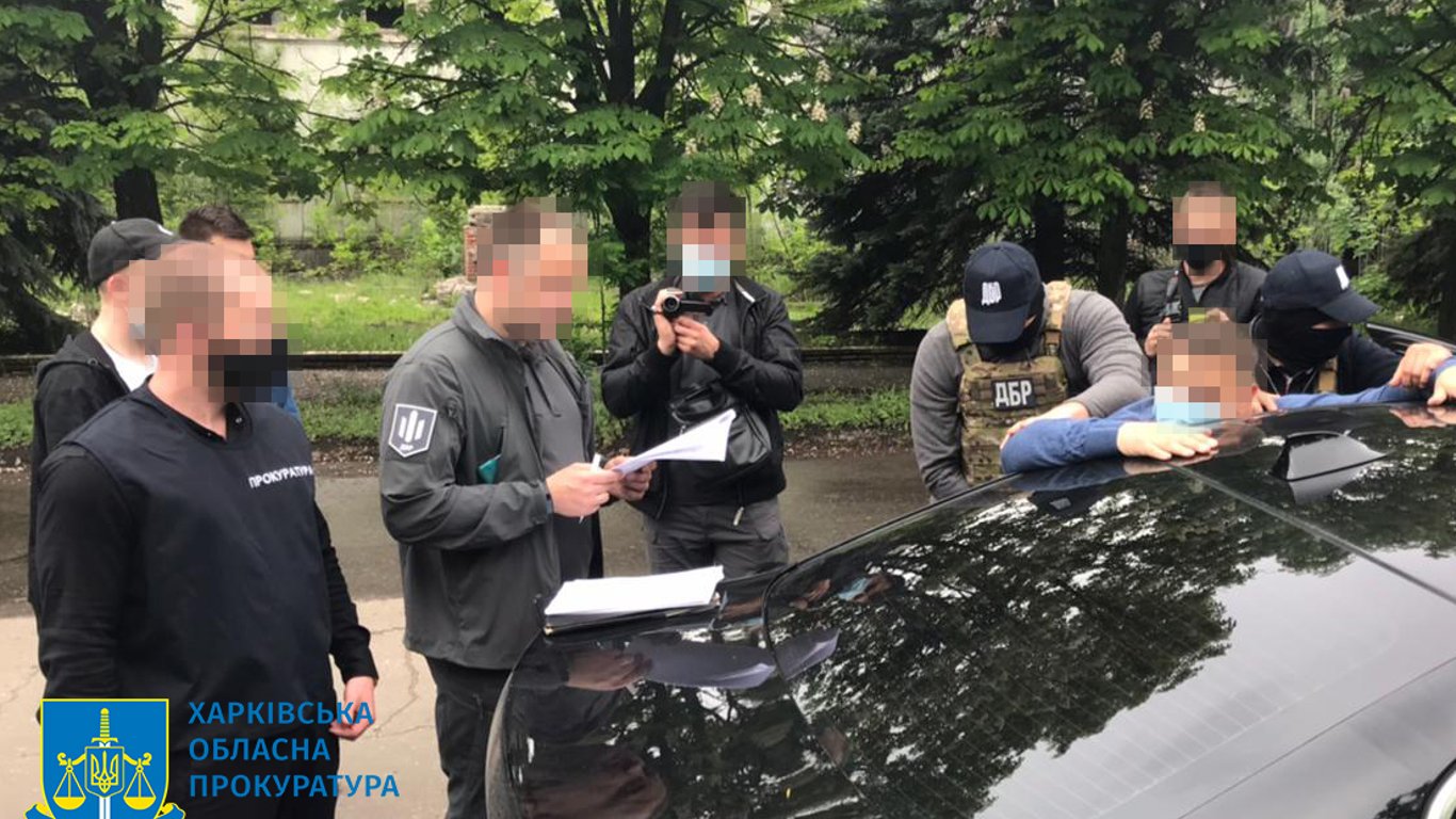 Полиция Харькова завершила следствия дела о судье-мошеннике из Донецкой области