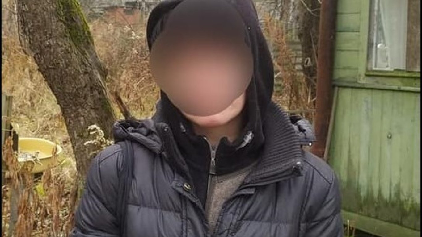 Под Киевом полиция случайно обнаружила у девушки наркотики - что известно