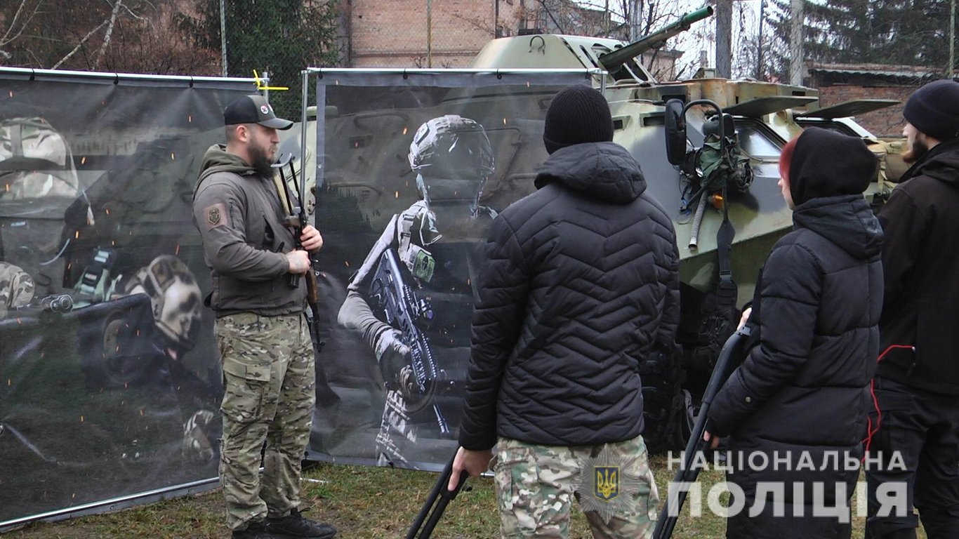 Харків'яни пройшли підготовку на випадок нападу РФ