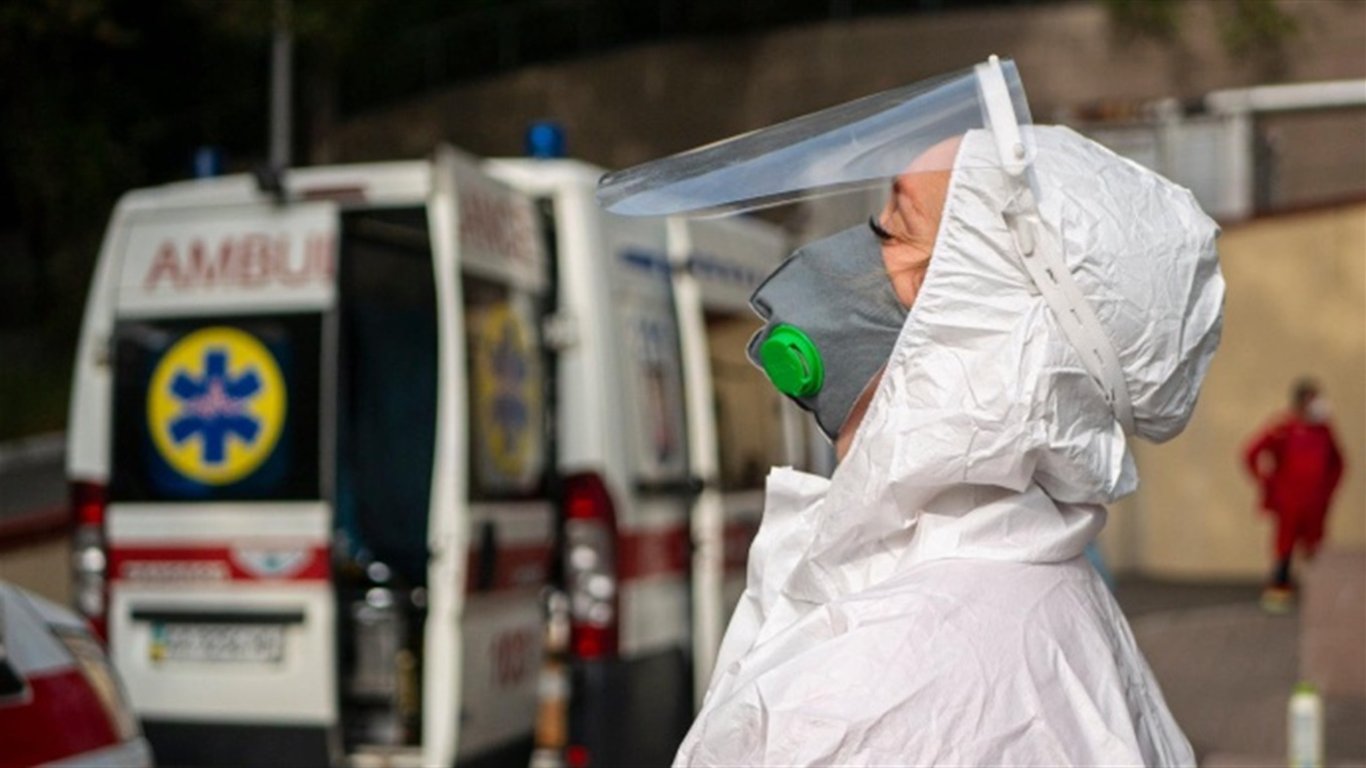 Від коронавірусу в Україні померло ще 557 людей: COVID-статистика на 1 грудня
