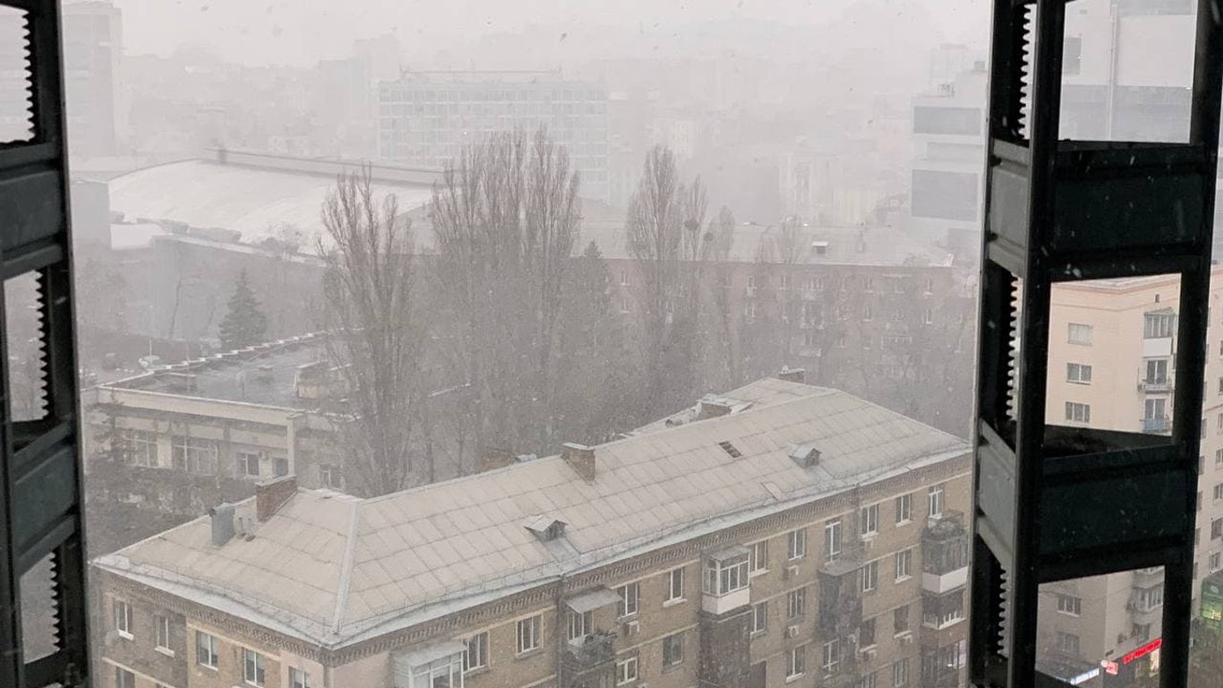 Снег в Киеве - сколько будет идти