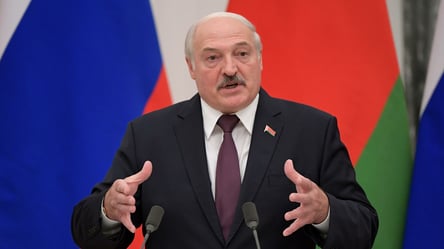 "Військові попросили Росію окупувати Крим": Лукашенко зробив заяву щодо півострова - 285x160