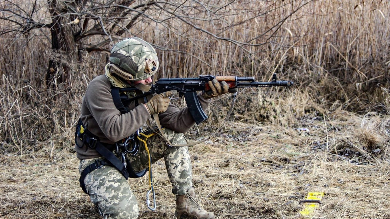 На Донбасі поранили бійця ЗСУ - ситуація в ООС на 4 грудня