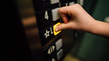 На Харківщині у будинку з 8 поверху зірвався ліфт з трьома пасажирами. Відео - 285x160
