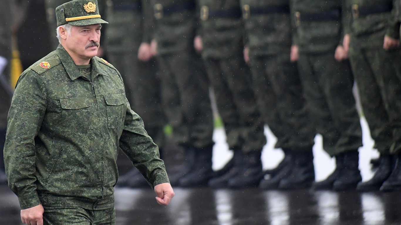 Беларусь угрожает Украине за вторжение - что известно