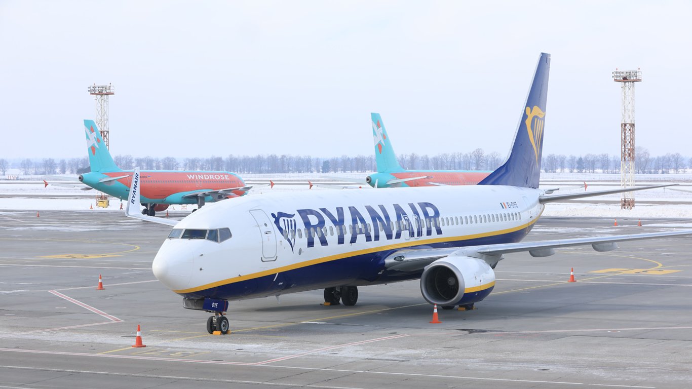 Ryanair оголошує знижки на десятки напрямків - ціна квитків