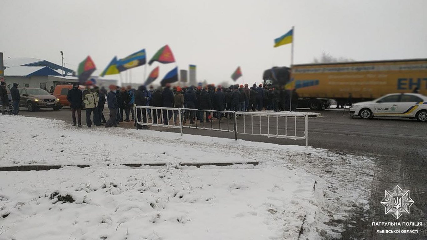 Протест горняков во Львовской области - требования шахтеров