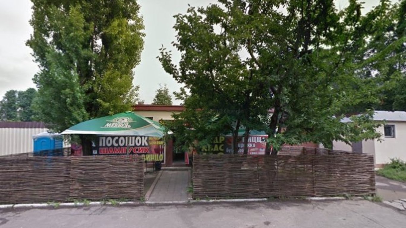 Харків'янина оштрафували за погром у кафе